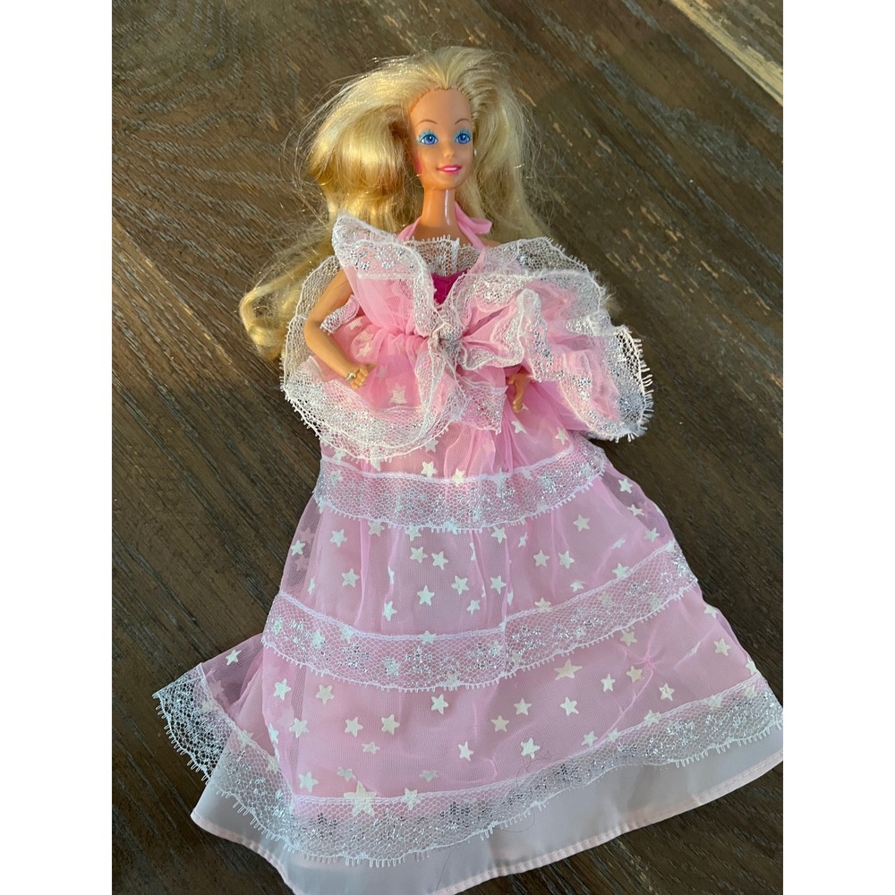 Vintage Mattel Barbie Dream Glow Barbie Lace Blonde Blue Eye